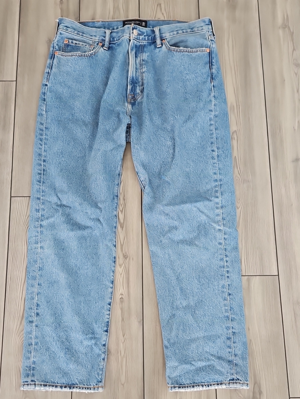 Abercrombie and Fitch Authentic rigid denim loose Size 36/32